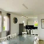 La Maison Du Canal D'ay Holiday home *